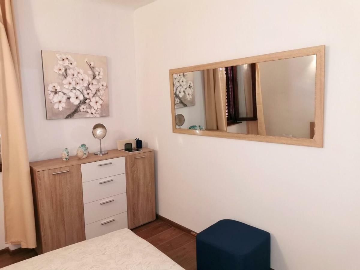 A Charming One-Bedroom Apartment In The Heart Of 'Rovinj' Esterno foto