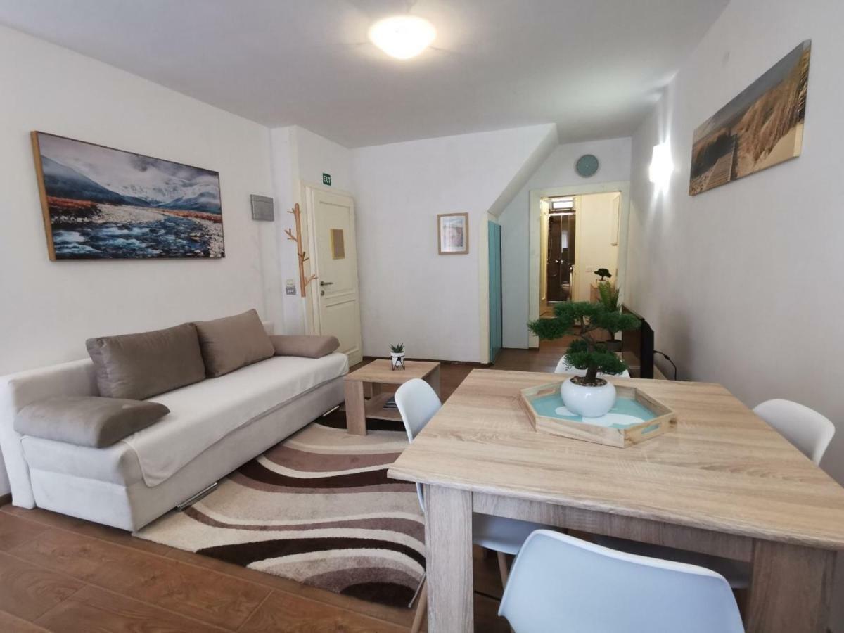 A Charming One-Bedroom Apartment In The Heart Of 'Rovinj' Esterno foto